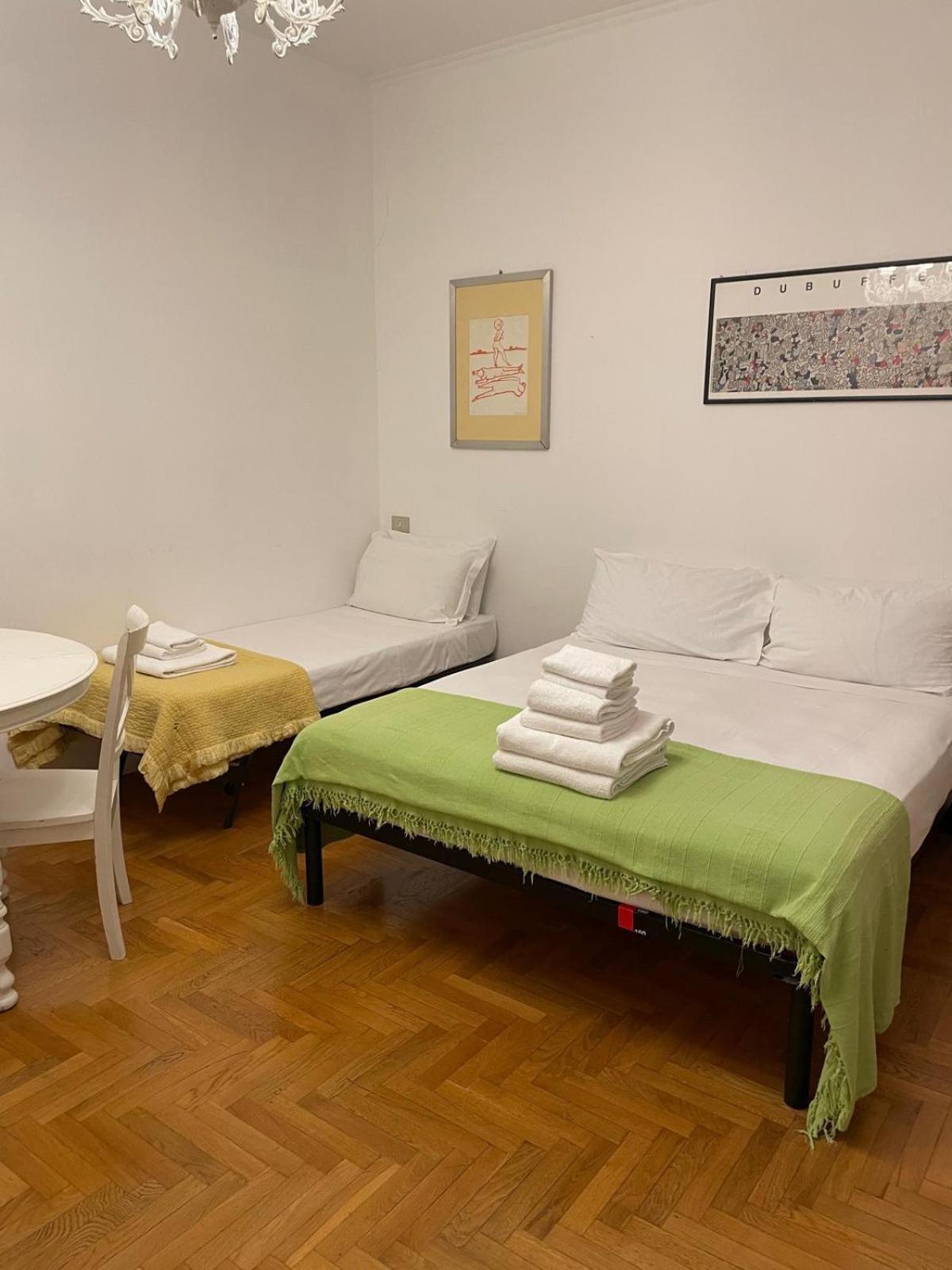 Elegant Apt-typical Palazzina Pz Alessandria Apartamento